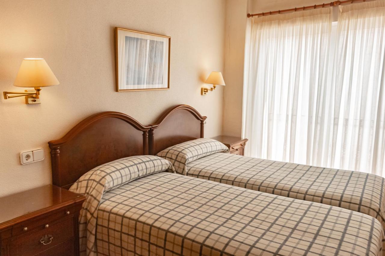Hotel Tárbena エクステリア 写真