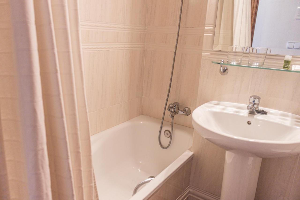 Hotel Tárbena エクステリア 写真