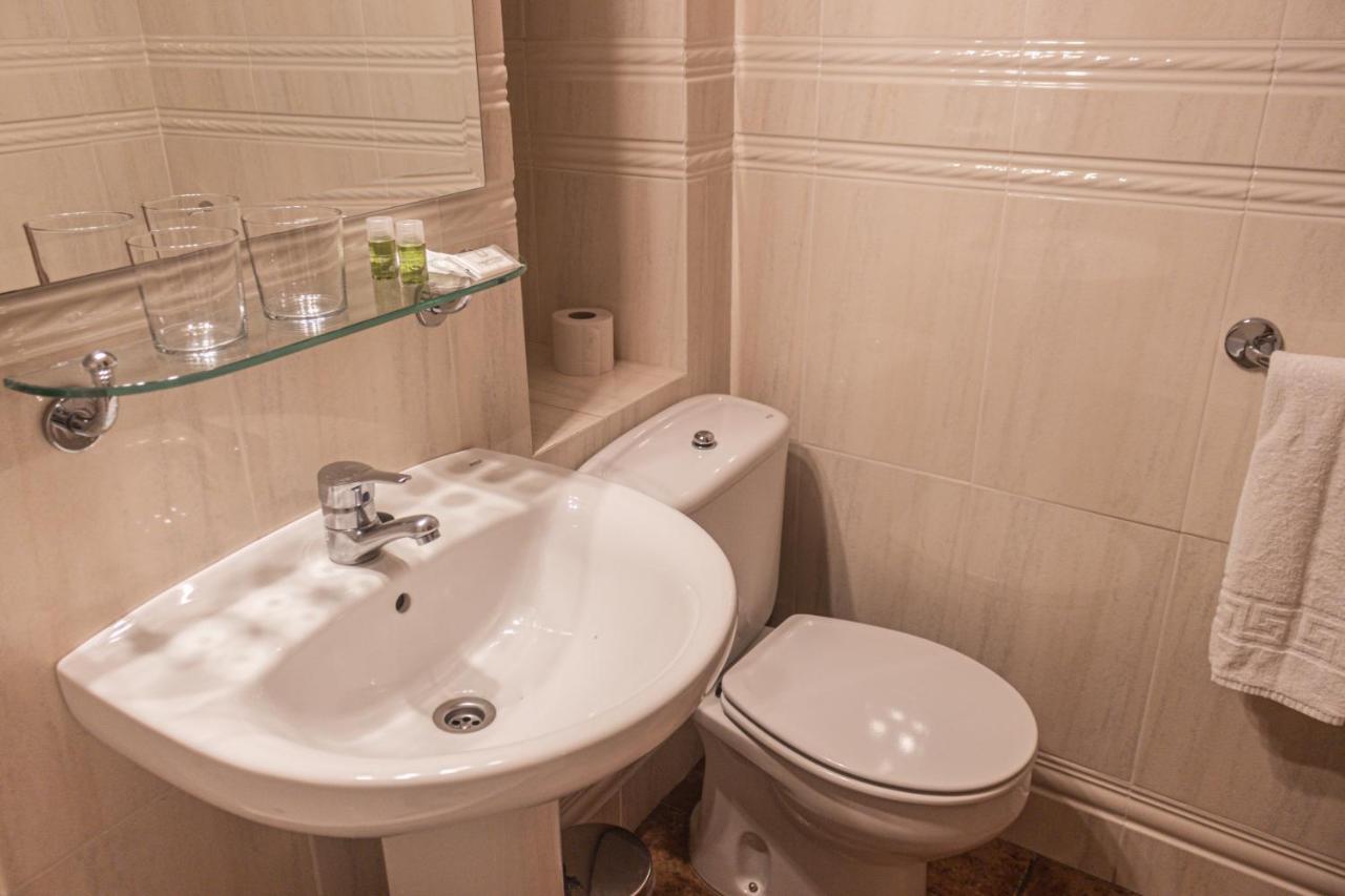 Hotel Tárbena エクステリア 写真