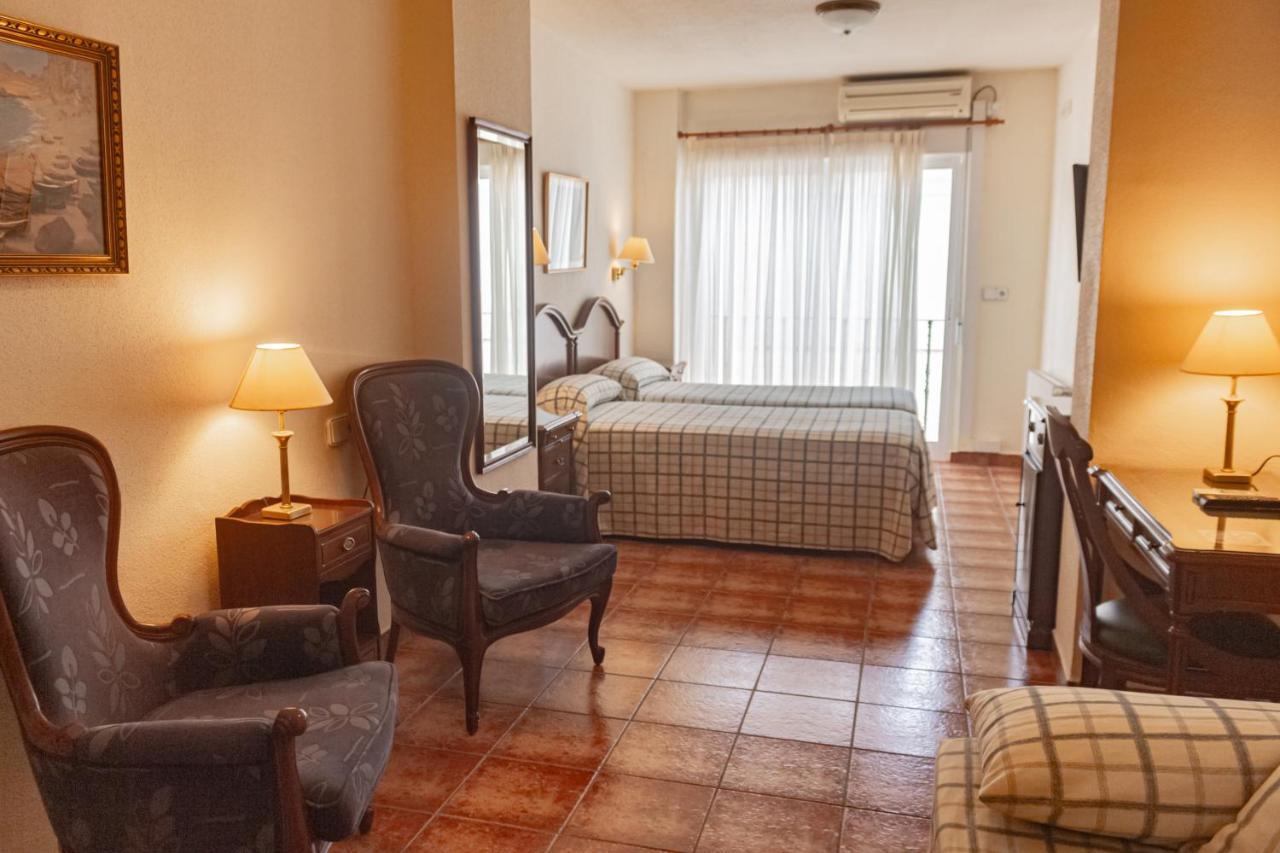 Hotel Tárbena エクステリア 写真