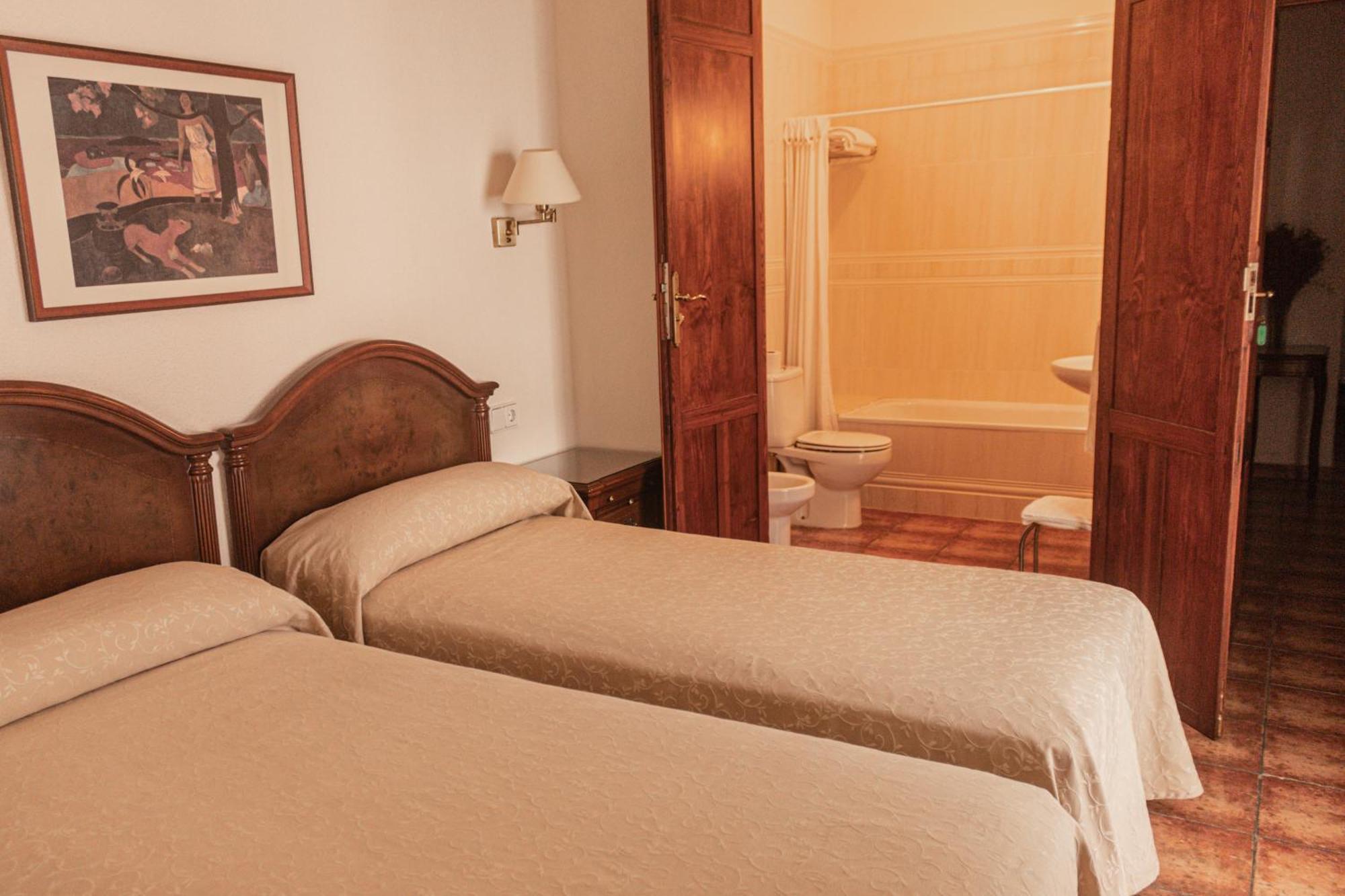 Hotel Tárbena エクステリア 写真